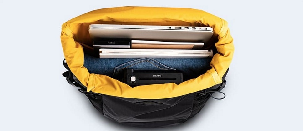 вместительный рюкзак