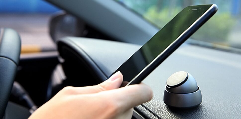 универсальный автомобильный держатель для гаджетов